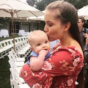 Meet your Posher, Cara celeste